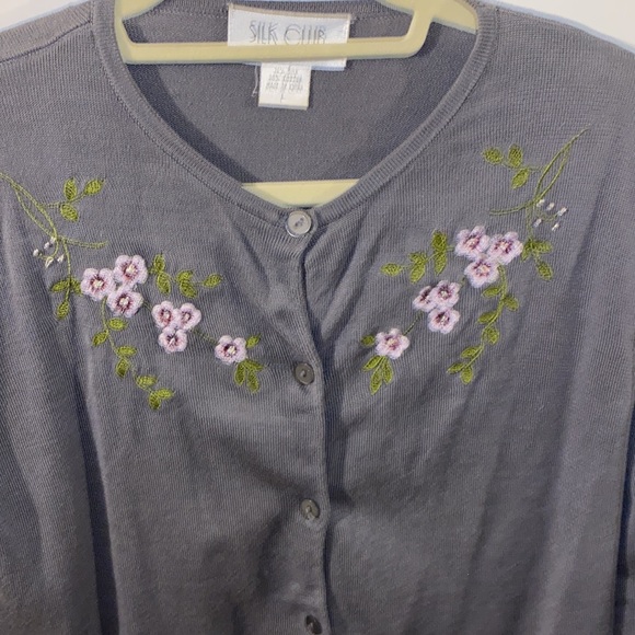 So Club Collection embroidered gray cardigan - Picture 3 of 4